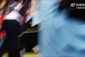 第5冠是最难的！2010年科比夺冠后，场边记者超近距离拍摄